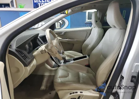 2013 Volvo Xc60 3.2 from USA, damaged, VIN YV4940DZ7D2380434